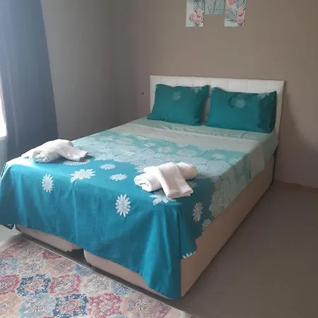 Tunç Apart Otel *